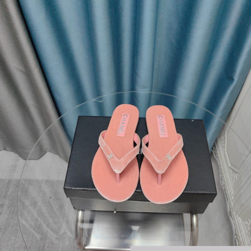 Ch*el slippers